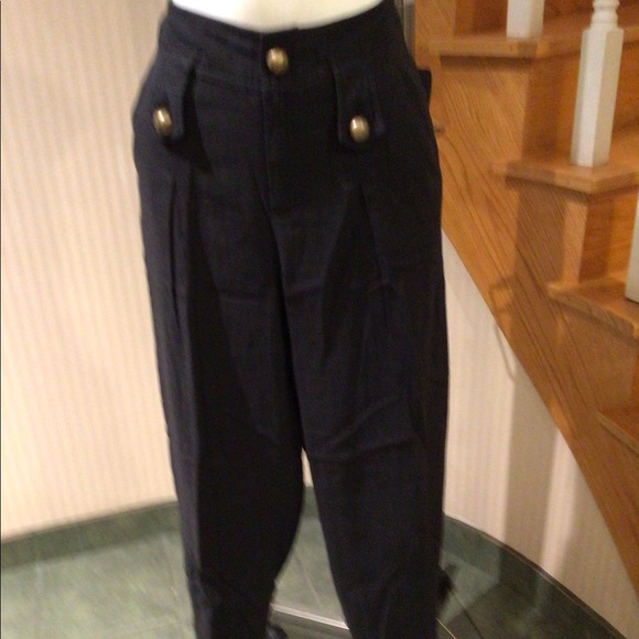 💕💕HOST PICK💕💕NWT military sleeveless linen top/vest - Picture 3 of 3